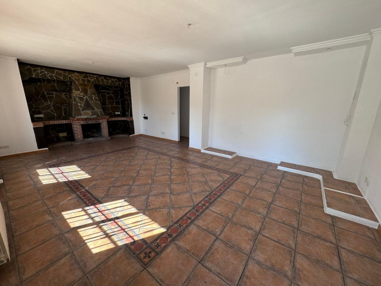 Villa en venta en Cómpeta