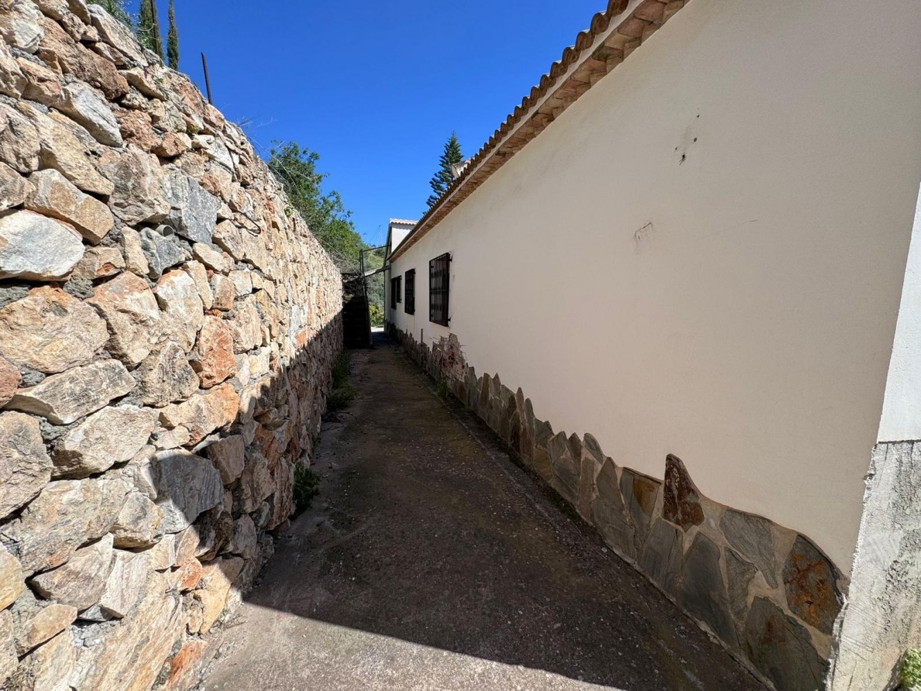 Villa for sale in Cómpeta