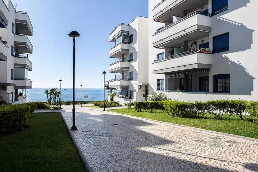 Apartment for sale in Torrox Costa