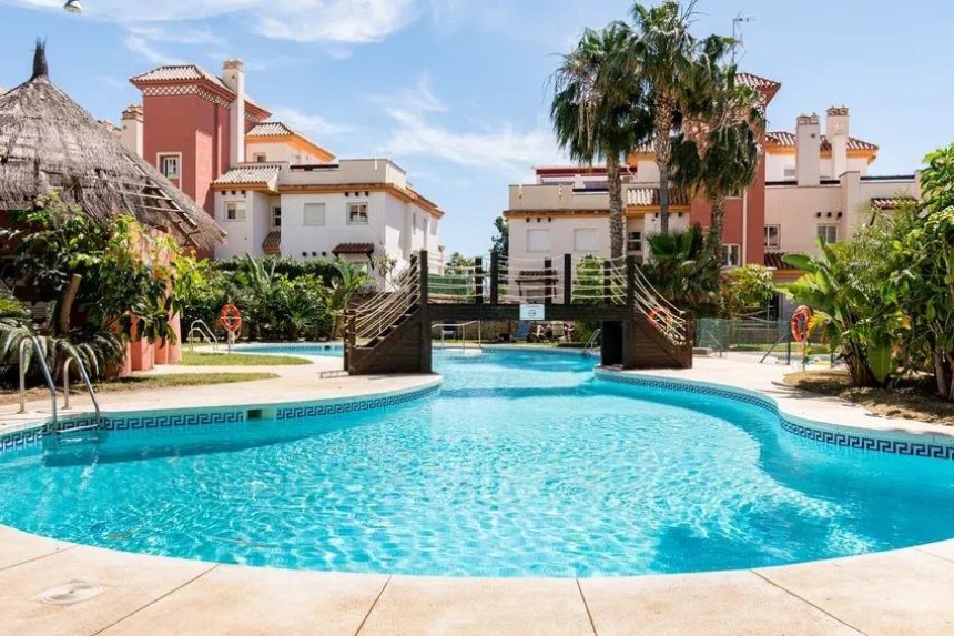 Apartment for sale in Caleta de Vélez