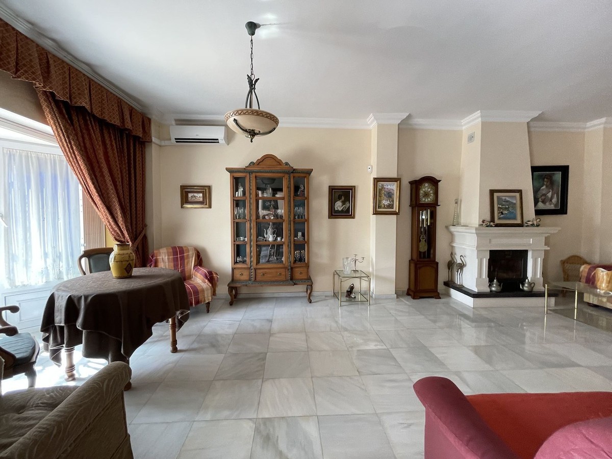 Villa en venta en Nerja