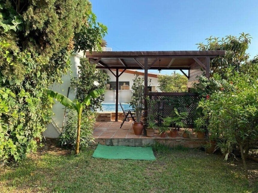 Villa en venta en Vélez-Málaga