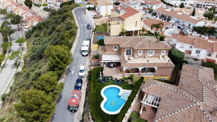 Villa for sale in La Cala del Moral (Rincón de la Victoria)