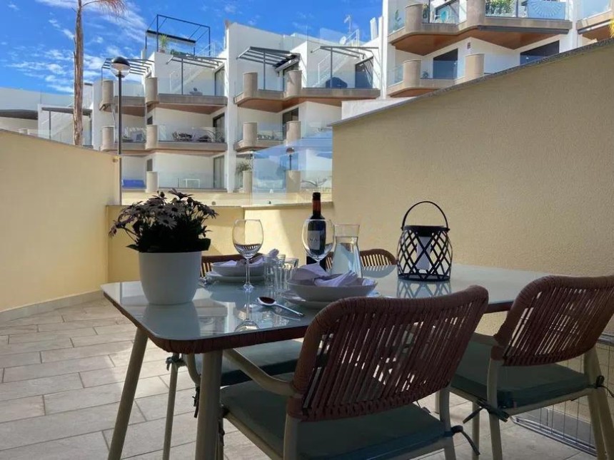 Apartamento en venta en Torrox Costa