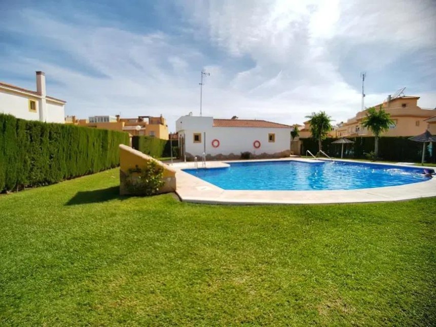 Villa en venta en Rincón de la Victoria