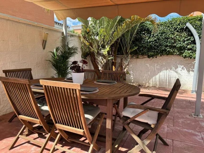 Villa en venta en Churriana (Málaga)